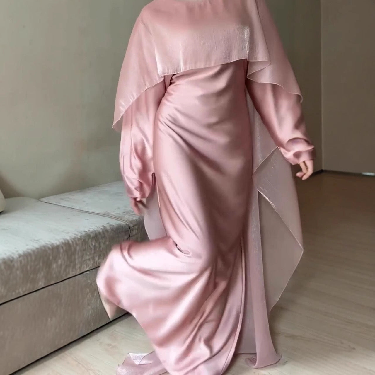 "Lamia" Abaya